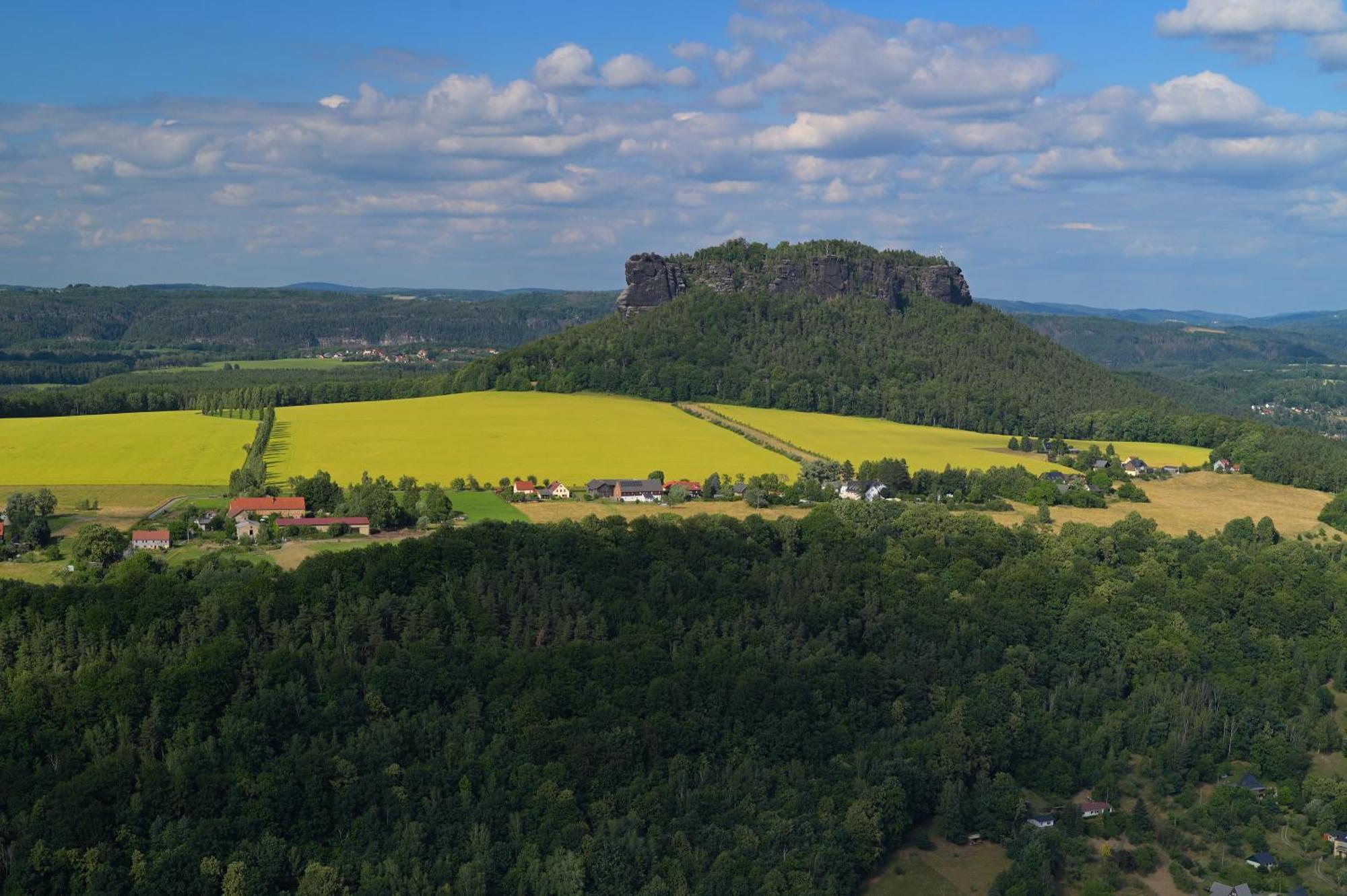 Gasthof Ungerberg ノイシュタット・イン・ザクセン エクステリア 写真